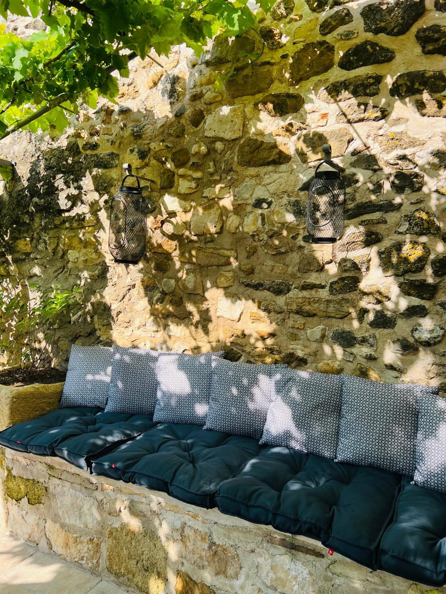 ホテル Maison Erica Saint-Mamert-du-Gard エクステリア 写真